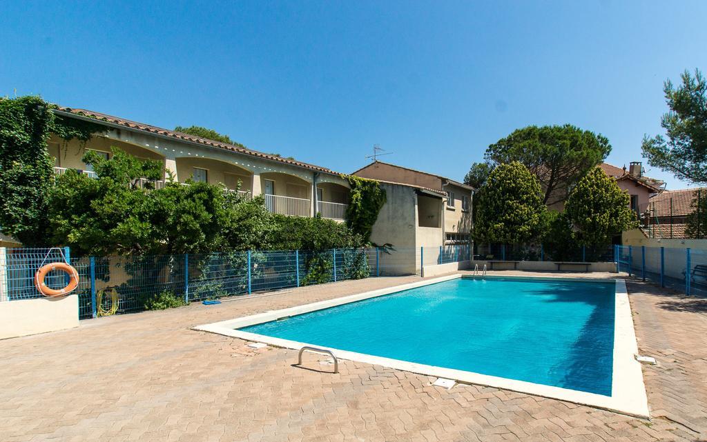 Ymca Villeneuve Les Avignon Hotel Eksteriør billede