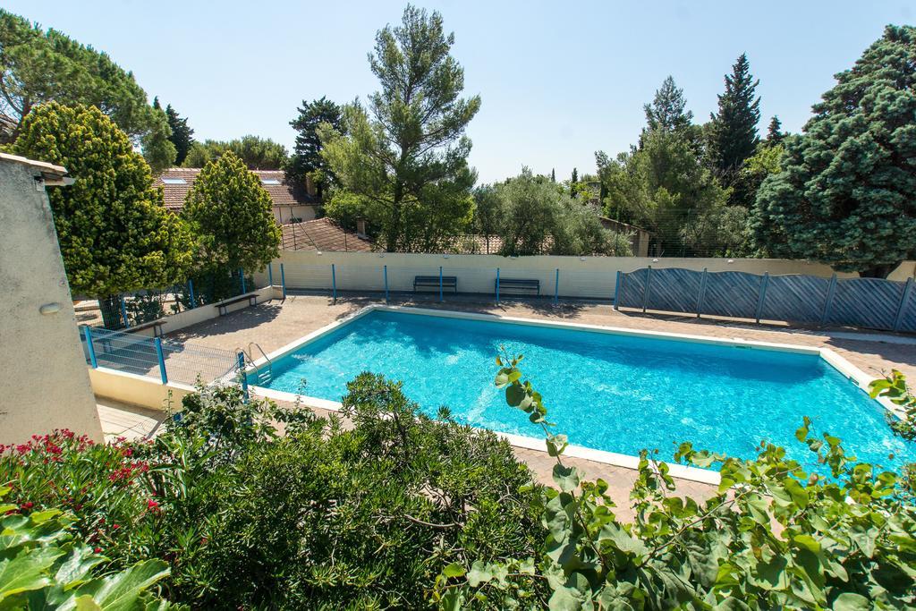 Ymca Villeneuve Les Avignon Hotel Eksteriør billede