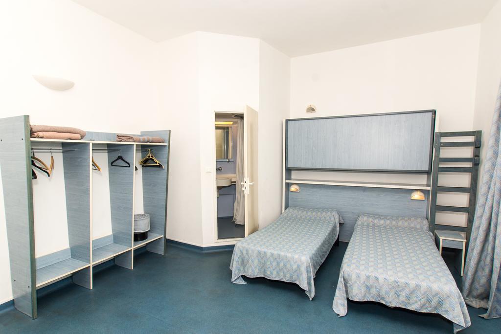 Ymca Villeneuve Les Avignon Hotel Eksteriør billede